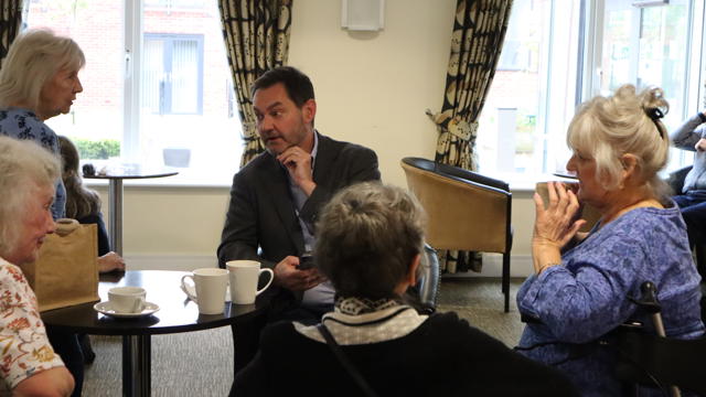 Mark Selby With Customers
