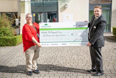 Barratt Homes Sales Adviser Sean With Steph Hughes From The Honeycomb Group 2 (1)