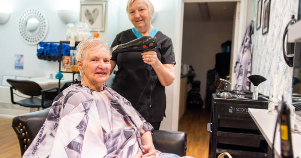 RV & LTC Customers Lily Gregory And Pat Copestake (12)
